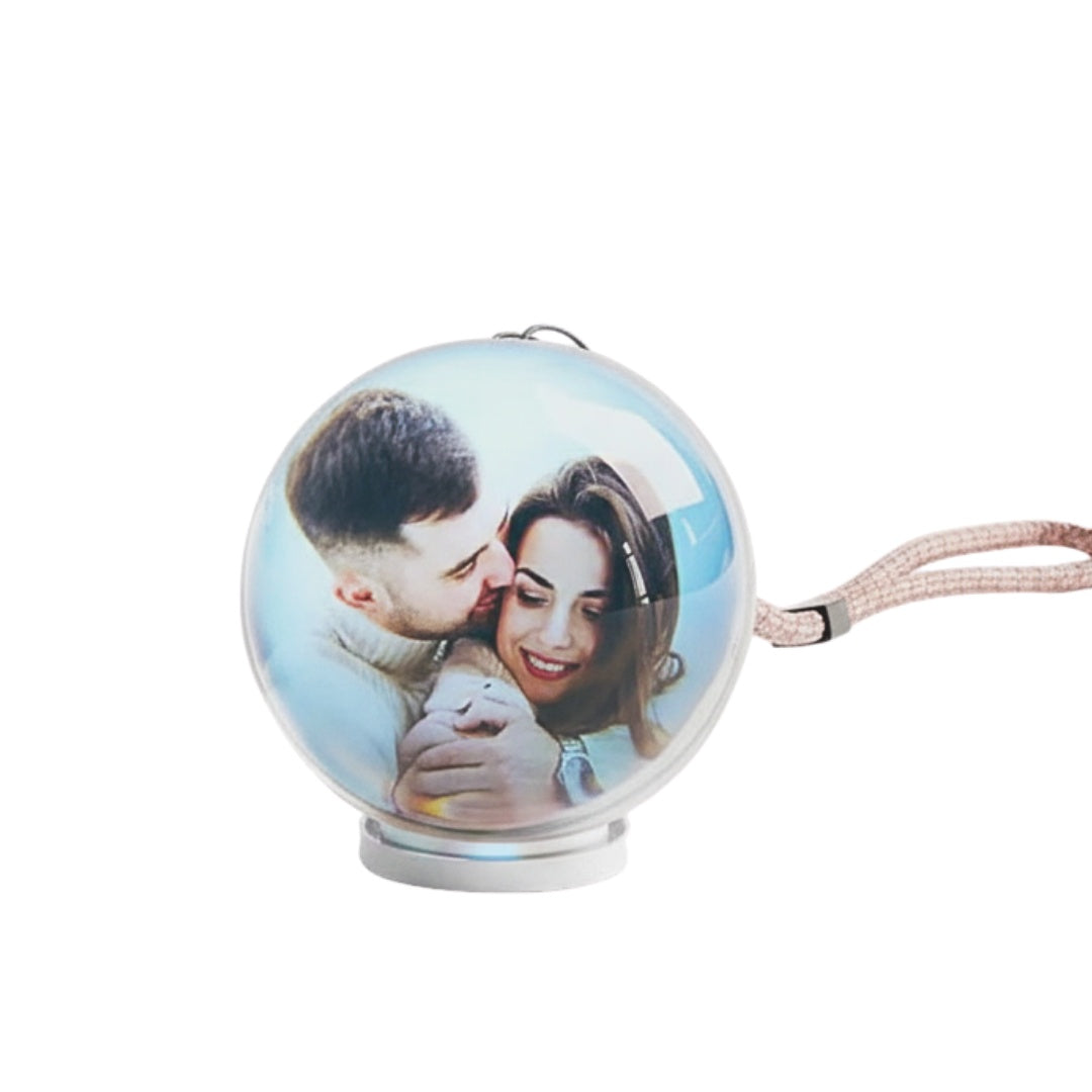 Glob de Cristal Multimedia cu Ecran Sferic, Sunet 360°, 4GB Memorie, 2.7”