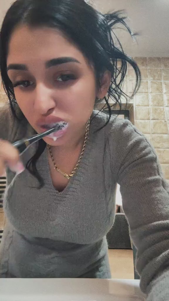 PASTA ALBIRE DINTI ZANA CASEI + CADOU PERIUTA SONIC CLEAN X3 cu 4 REZERVE